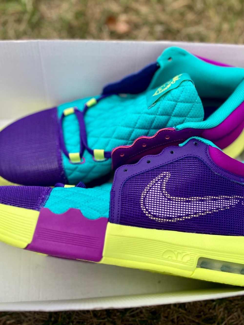 LeBron Witness 8 Field Purple Dusty Cactus size 11.5M NWOT